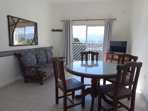 TV and multimedia, Living room, Dining area