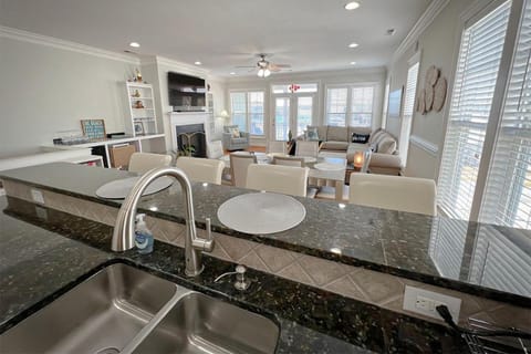 The Perfect Kure by Sea Scape Properties House in Kure Beach