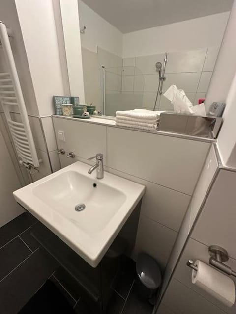 Ruhige Stadtperle mit Garten Apartment in Wiesbaden