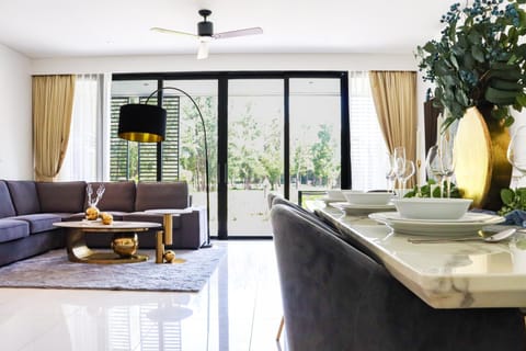Living room, Seating area, Dining area