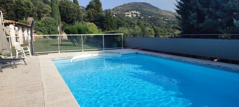 Day, Natural landscape, Mountain view, Pool view, Swimming pool, Swimming pool, sunbed