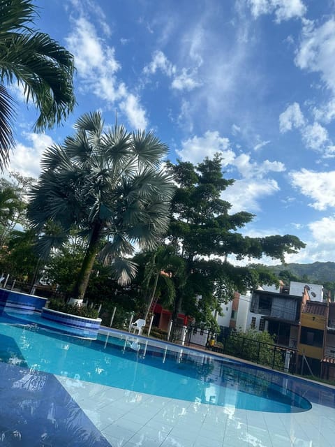 Swimming pool, Swimming pool
