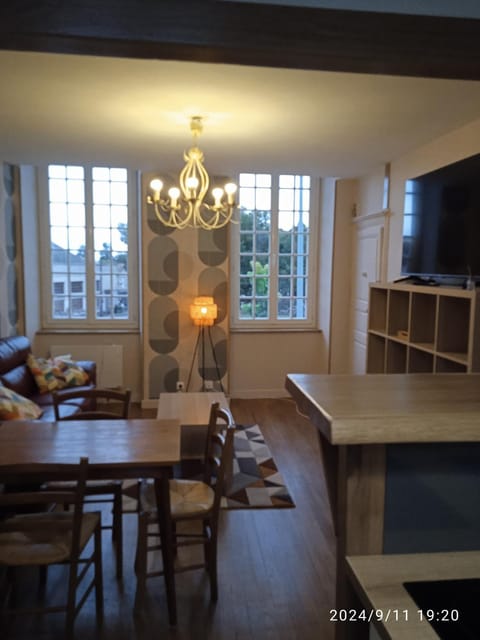 Au petit nid d'Apollon Apartment in Autun