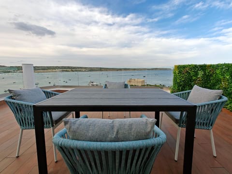 Property building, Day, Natural landscape, View (from property/room), Balcony/Terrace, Seating area, Dining area, Sea view