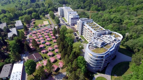 Property building, Natural landscape, Bird's eye view, Floor plan