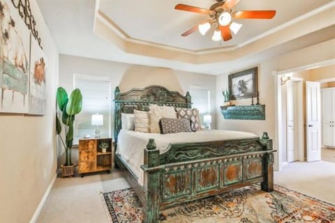 Casa Oasis House in Lubbock