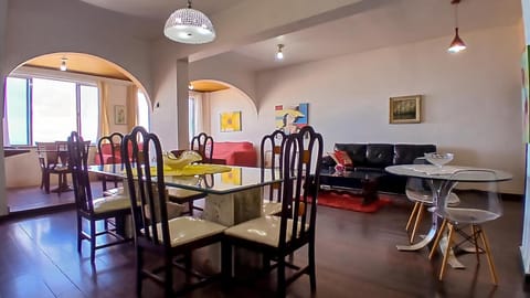 Real Apartments 391 - Beach front Copacabana for families and Groups Apartment in Rio de Janeiro