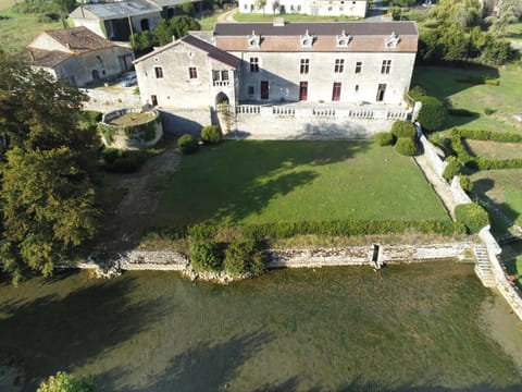 Property building, Bird's eye view, Garden, Garden view