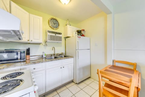 Beachfront Condo Redington Shores Retreat! Apartment in Redington Shores