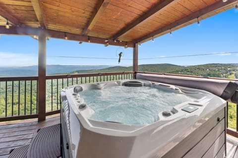 Soaring Eagles View House in Beech Mountain