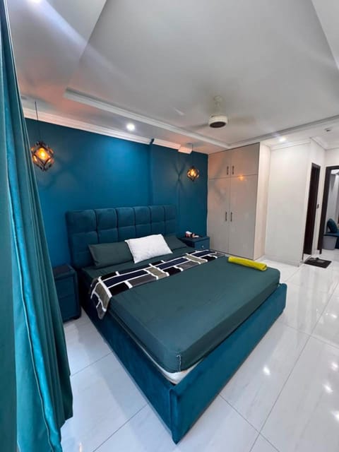 Bed, Bedroom, wardrobe