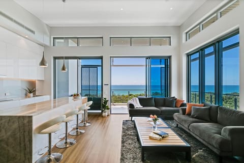 Living room, Sea view