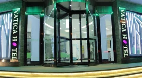 Vatica Tianjin Jinghai Bus Station Home World Plaza Hotel Hotel in Tianjin