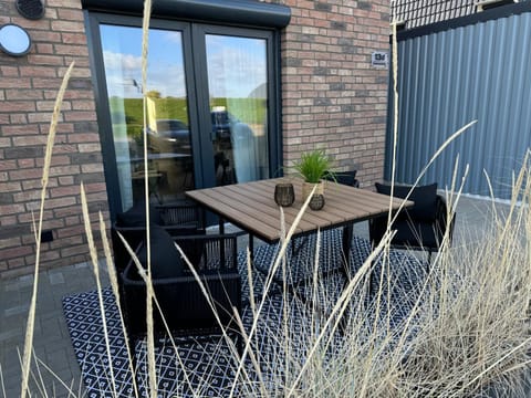 Balcony/Terrace, Dining area