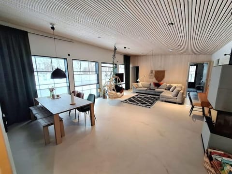 TV and multimedia, Living room, Photo of the whole room, Seating area