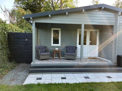 Buiten zorg Chalet in Kamperland