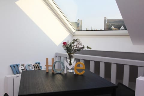 View (from property/room), Seating area, Dining area