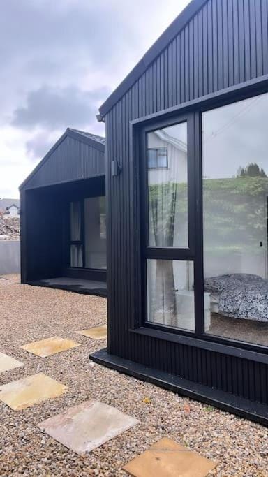 Deerpark 3 bed semi Sleeps 6 & Optional extra outdoor sauna Villa in Co. Tipperary, Ireland