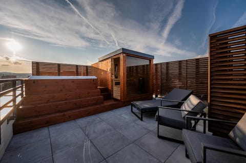 Off site, Hot Tub, Sauna, View (from property/room), Balcony/Terrace, Seating area