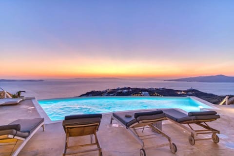 Pool view, Sea view, Swimming pool, Sunset, sunbed