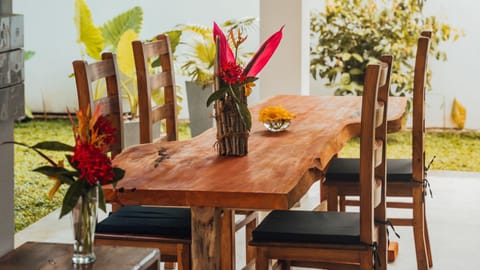 Patio, Dining area
