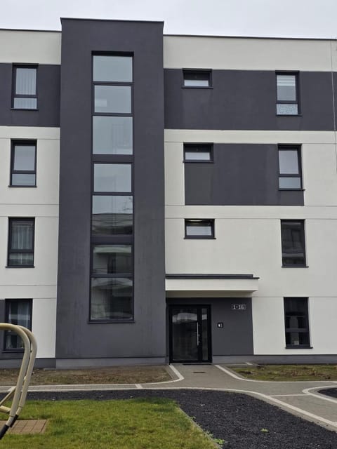 Property building, Facade/entrance