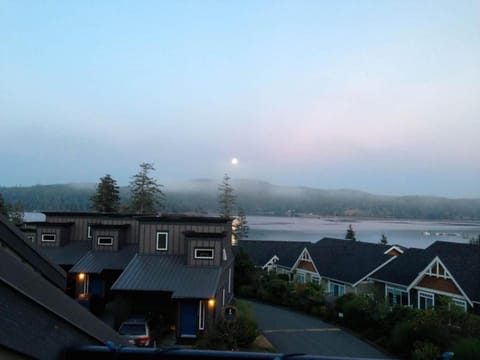 Upscale Sooke Vacation Rental House in Vancouver Island