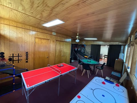 Murfreesboro Wandering Wagon Located in town House in Pike County