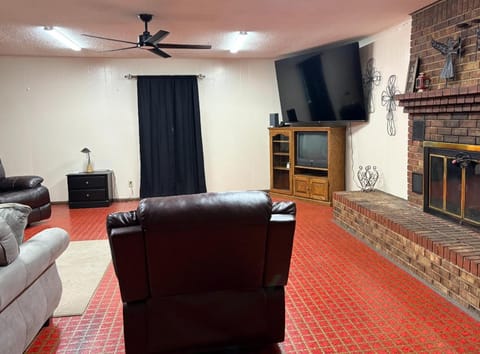 Murfreesboro Wandering Wagon Located in town House in Pike County