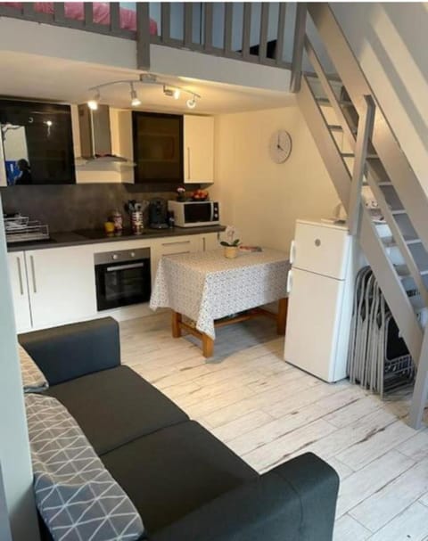 Living room, kitchen