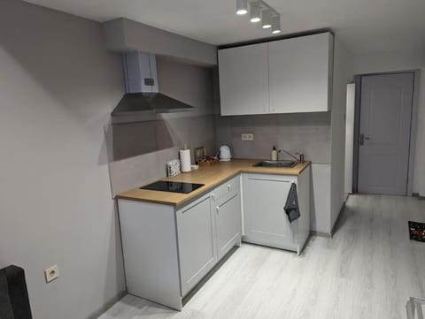 Dani's Central Square Apartment in Dolj County, Romania