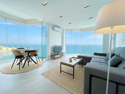 TV and multimedia, Living room, Dining area, Sea view, air conditioner
