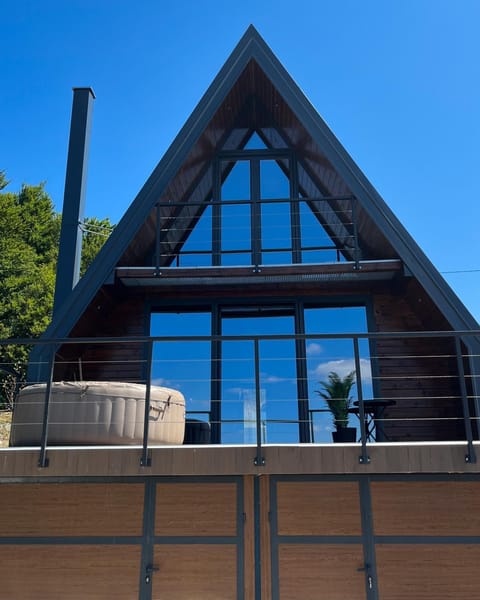 Property building, Patio, Hot Tub, View (from property/room), Balcony/Terrace, Area and facilities, Area and facilities