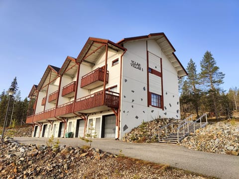 Property building, Spring, Day, Natural landscape