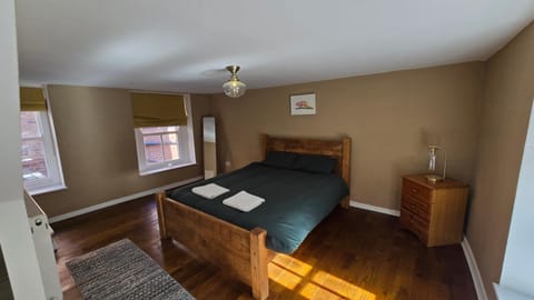 Longden Court Mews Apartment in High Peak District