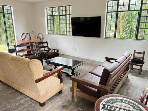 Communal lounge/ TV room, TV and multimedia, Living room