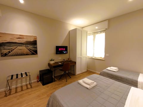 TV and multimedia, Photo of the whole room