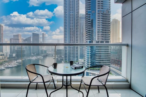 Patio, Day, View (from property/room), Balcony/Terrace, Living room, Seating area, Dining area, City view