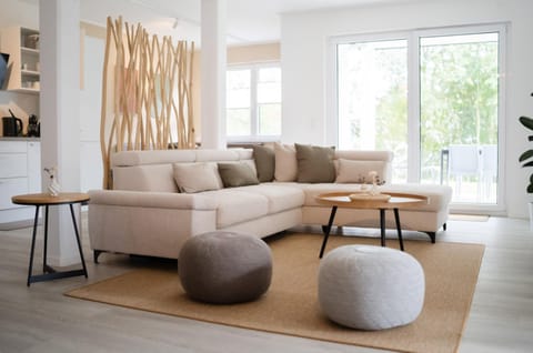 TV and multimedia, Coffee/tea facilities, Balcony/Terrace, Living room, Dining area, kitchen