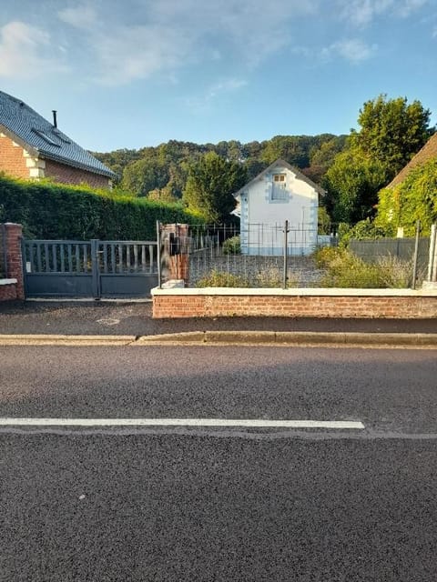 La Mignardise - Jardin & Parking House in Étretat