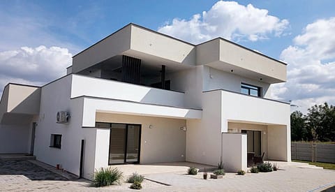 Property building, Day