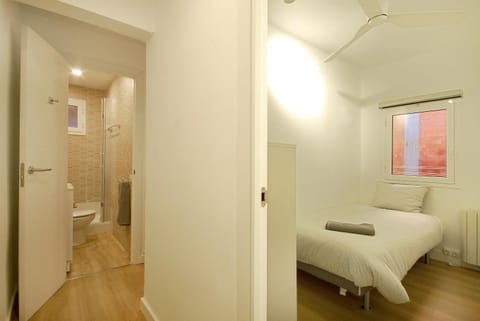 Lovely and cozy apartments near Barcelona Apartment in L'Hospitalet de Llobregat