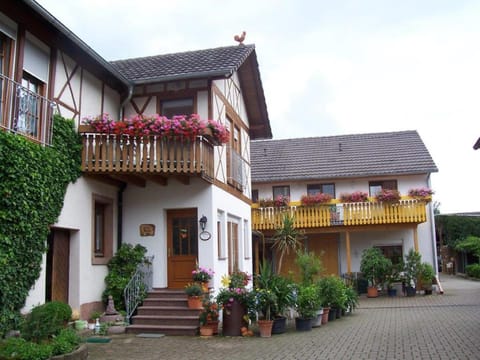 Facade/entrance, Day