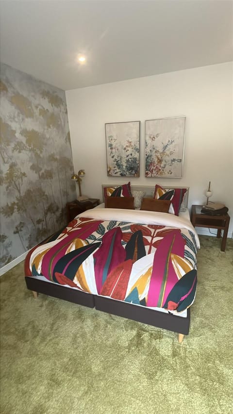Decorative detail, Bedroom, air conditioner