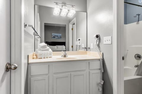 Phoenix 5 Unit 001 House in Orange Beach