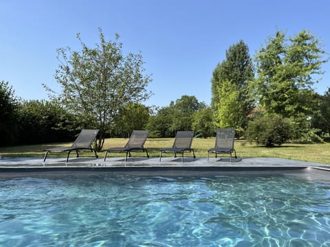 Garden, Swimming pool, Swimming pool
