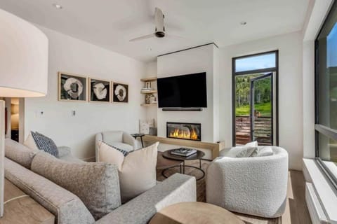 Electric Pass Lodge 509 by Snowmass Mountain Lodging Apartment in Snowmass Village