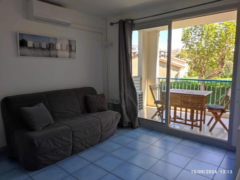 Studio cabine tout équipé Cabin in Le Lavandou