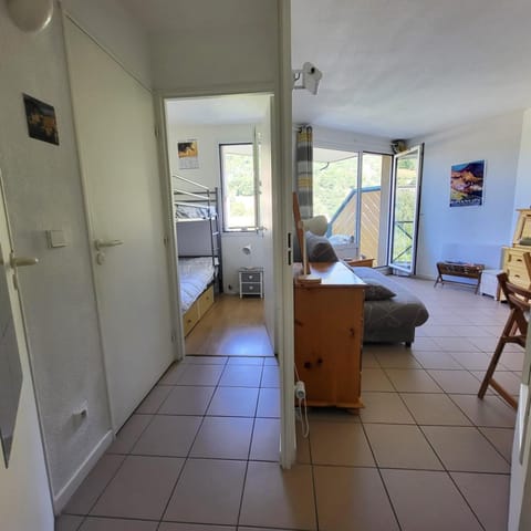 Comfortable 30m balcony and mountain view Apartment in Briançon