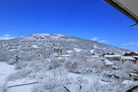 Comfortable 30m balcony and mountain view Apartment in Briançon
